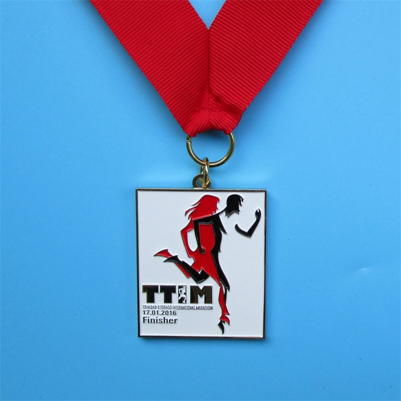 La médaille fabrique des médailles de prix de la course sportive en métal à sur mesure en plaque d\'or.