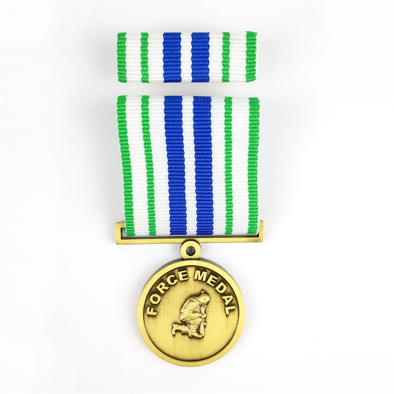 Médaille gravée en alliage en alliage en or zinc Médaille de classe d\'honneur de médaille universelle en métal personnalisée